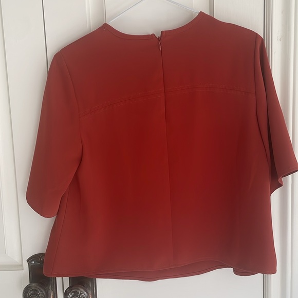 Rachel Roy burnt orange top in small - Picture 4 of 4